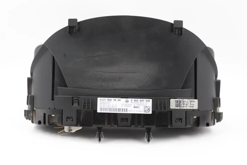 Velocímetro 35 k millas CLA250 ID 1179007600 se adapta a 14-15 MERCEDES CLASE CLA #2690 Foto 3 de 4