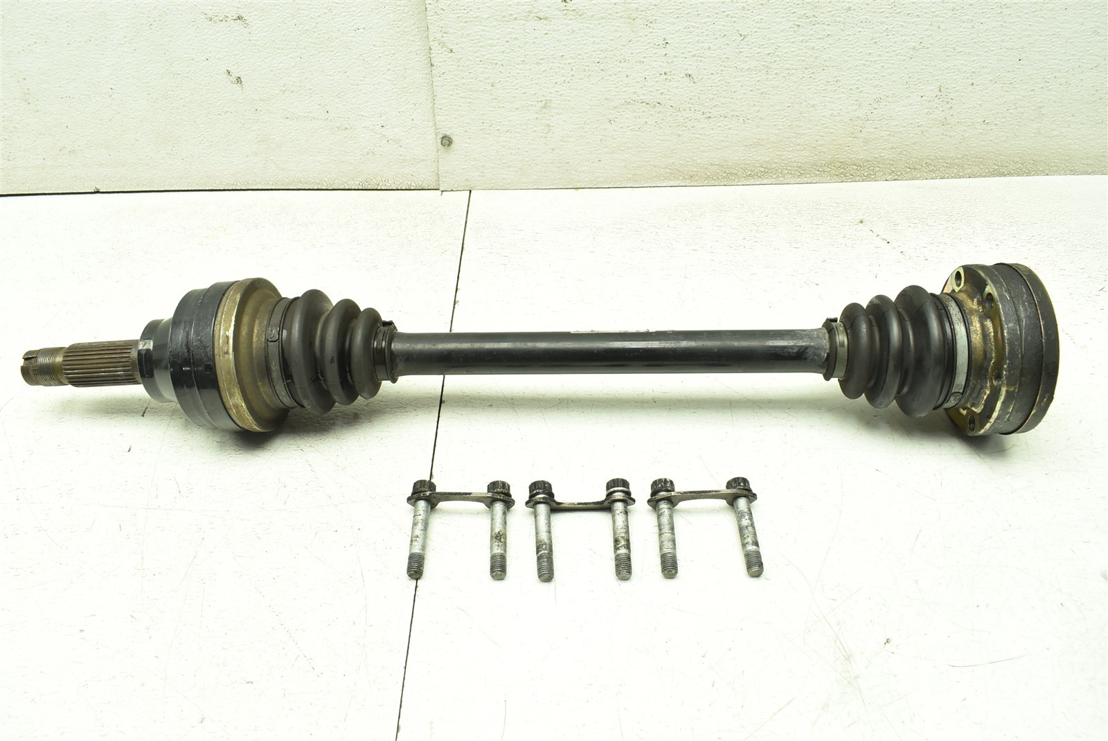2003-2012 Maserati Quattroporte Rear Left or Right Axle Half Shaft 192746 03-12