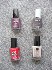 4 Avon nail varnishes brand new in boxes
