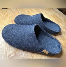 Toni Pons Navy Blue Wool Slippers - Women’s Size 8.5 - EUC - Rubber Sole Spain