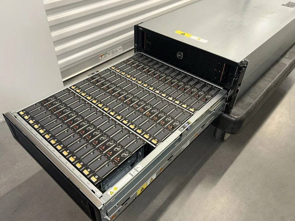 Dell EqualLogic PS6610 84-Bay 3.5&#34; LFF Storage Array w/ Controllers & PSUs - OBO - Image 3 of 4