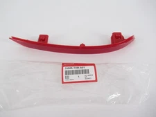 Genuine OEM Honda 33505-THR-A01 Passenger RH Rear Bumper Reflector 18-24 Odyssey