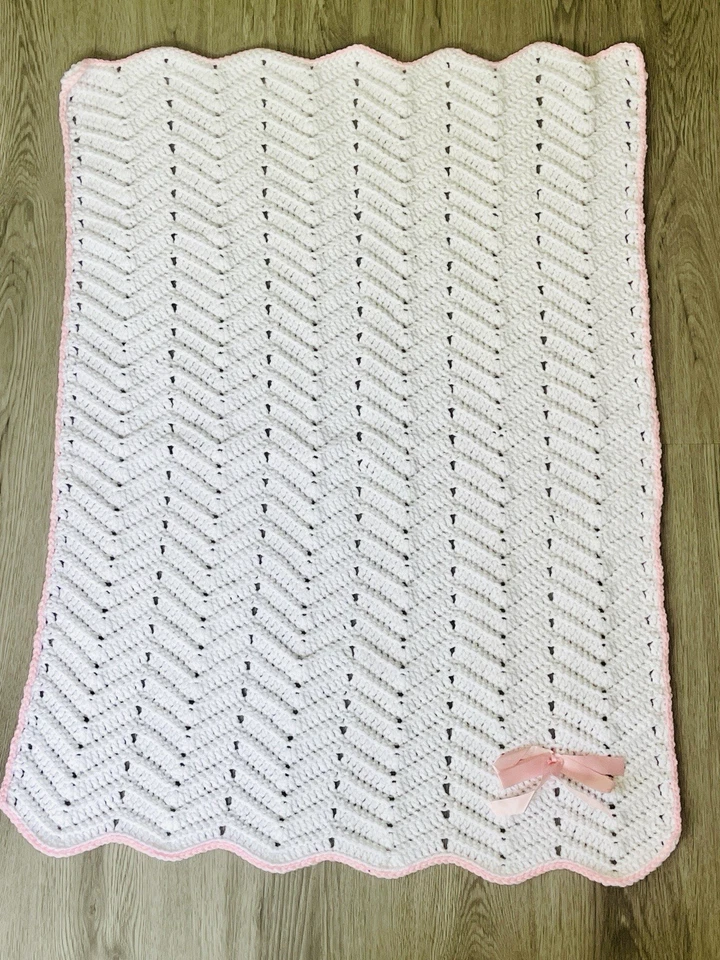 Vintage Crotchet Baby Crib Blanket Handmade White & Pastel Pink Satin Ribbon Bow - Image 2 of 4