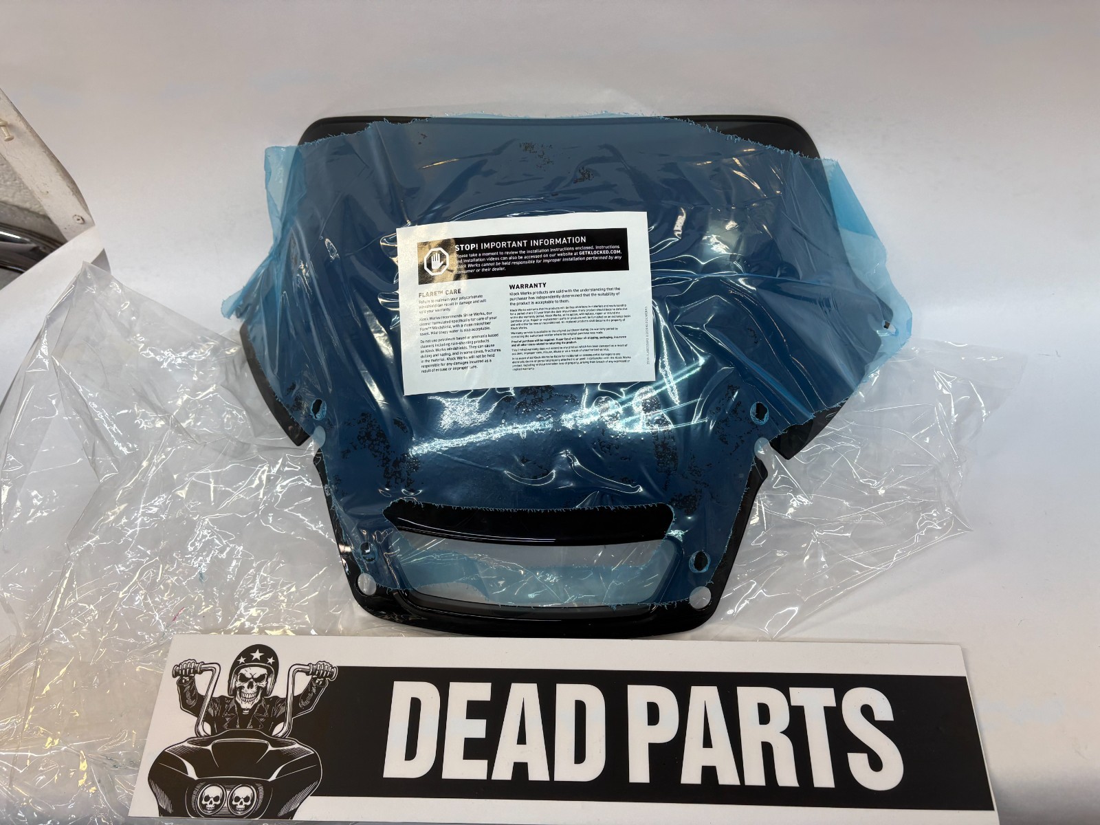 Harley nice OEM take-off 22-25 FXLRST windshield windscreen