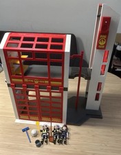 Playmobil Feuerwehrstation 5361 mit Alarm und Zubehör - guter Zustand 