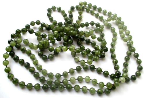 Collier Sautoir Vintage En Perles De Verre Vertes - Longueur Grande - Bijou Occasion Parfait