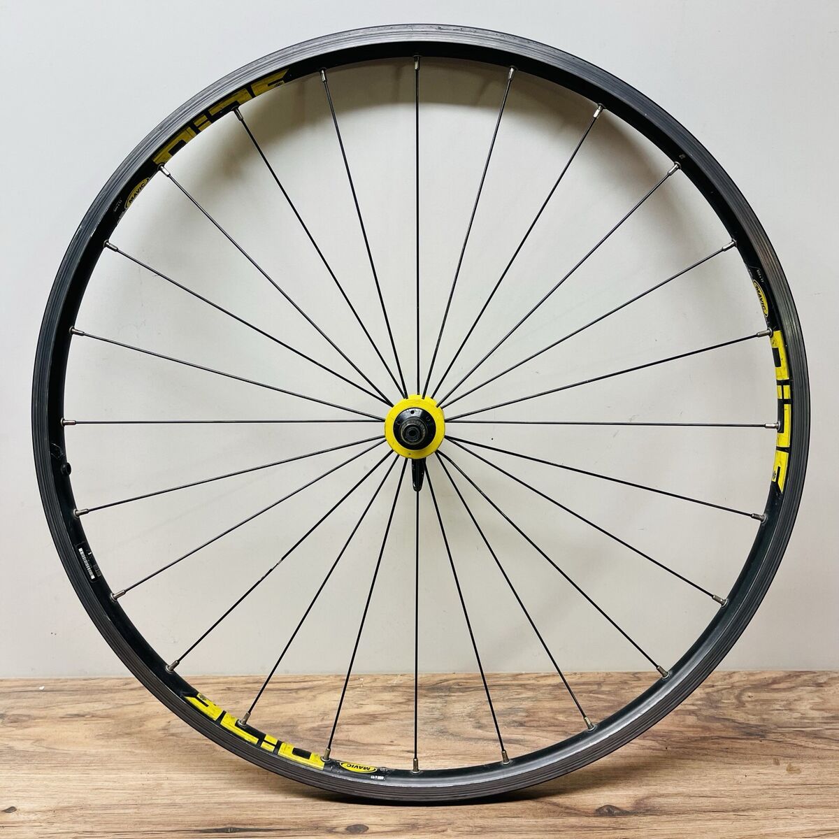 Mavic Crossride 26 Mountain Bike Front Wheel 100mm 24 Hole Mavic Crossride 26 Mountain Bike Front Wheel 100mm 24 Hole