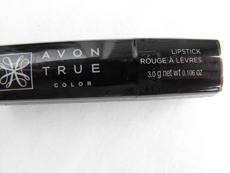 AVON TRUE COLOR LIPSTICK - WINE WITH EVERYTHING - NEW SEALED IN CELLOPHANE