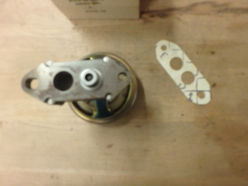 Válvula NOS 1981-86 Ford Escort Mercury Lynx 1.6 L 98 CID EGR CX-608 E1FZ-9D448-R - Imagem 2 de 4