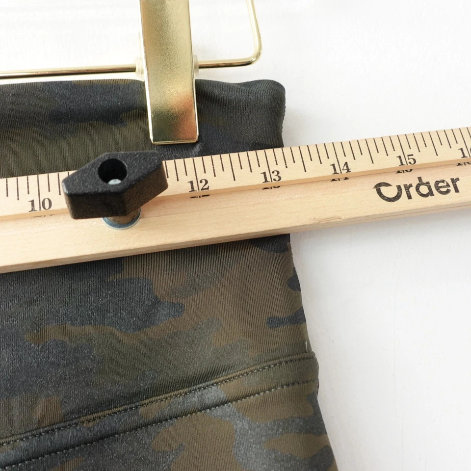 SPANX Leggings Medium Army Leather Yoga Pants Tree Bark Camo Gym Sport Wear PU - Image 4 of 4