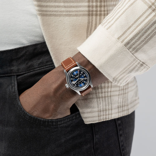 New Hamilton Khaki Field Auto 38 mm Blue Dial Leather Band Men's Watch H70455540 - Picture 2 of 7