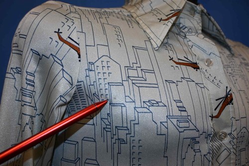 CAMISA DISCOTECA DE COLECCIÓN AÑOS 70 COPPERFIELD CITY SKYLINE HELICÓPTERO POLI PLATA PARA HOMBRE M - Imagen 3 de 4