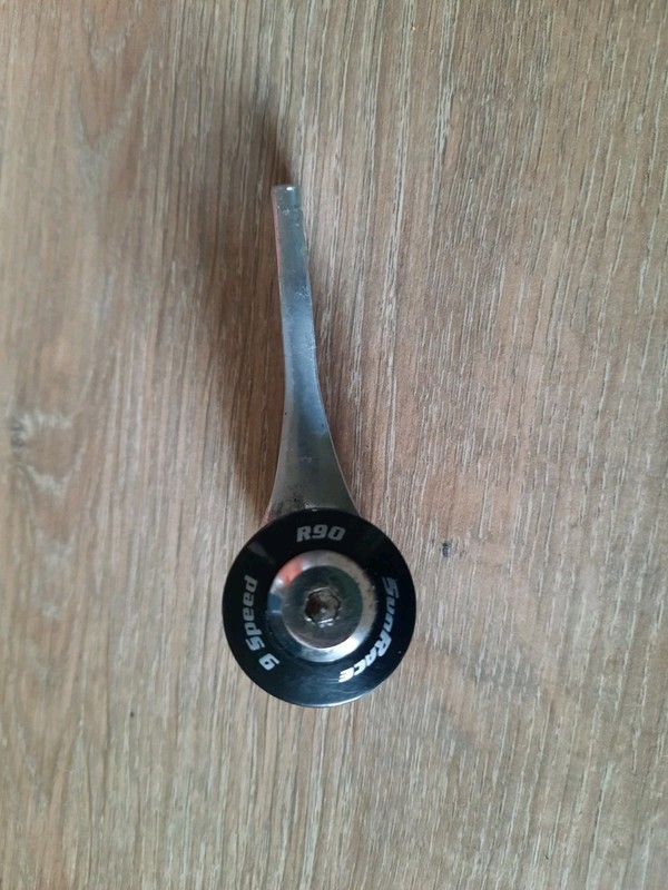 SunRace R90 Downtube Shifter, right hand, 9 Speed, Braze On