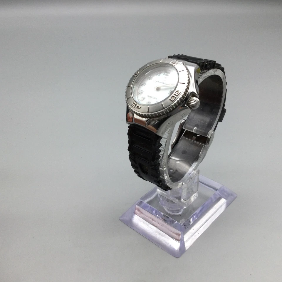 Reloj TechnoSport Dama Logotipos Deportivos 29mm Esfera MOP 100M Acero Inoxidable Batería Nueva Foto 4 de 4