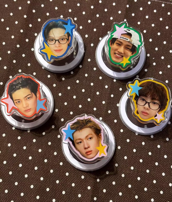 CORTIS MAGNETIC PHONE HOLDER GRIP MARTIN JAMES JUHOON SEONGHYEON