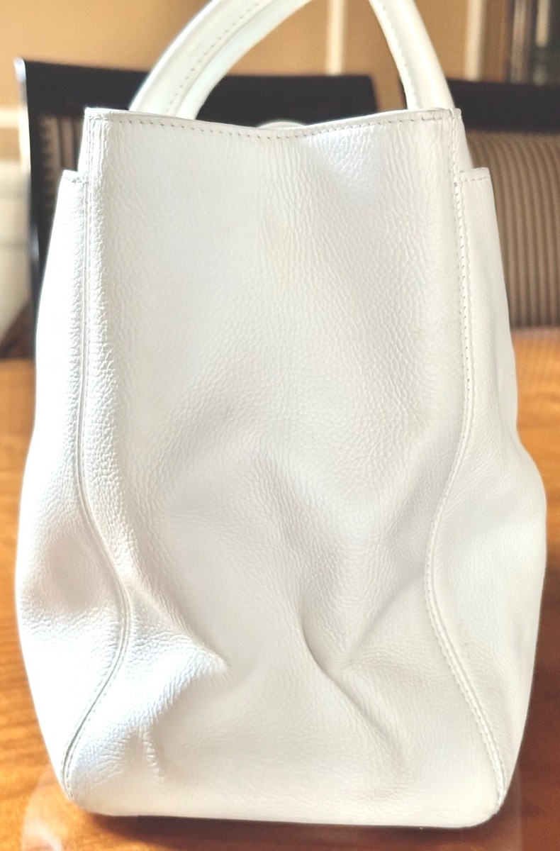 Authentic CHANEL White Leather CC Turnlock SHW Executive Cerf Tote