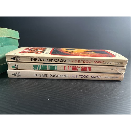 EE Doc Smith The Famous Lensman & Skylark Paperbacks 8 Books READ 1970’s - Picture 6 of 21