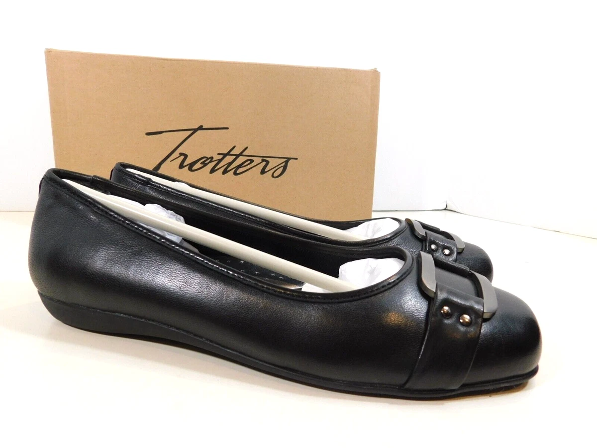 NEW Trotters Sizzle Signature Slip On Ballet Flats 8.5 M Black