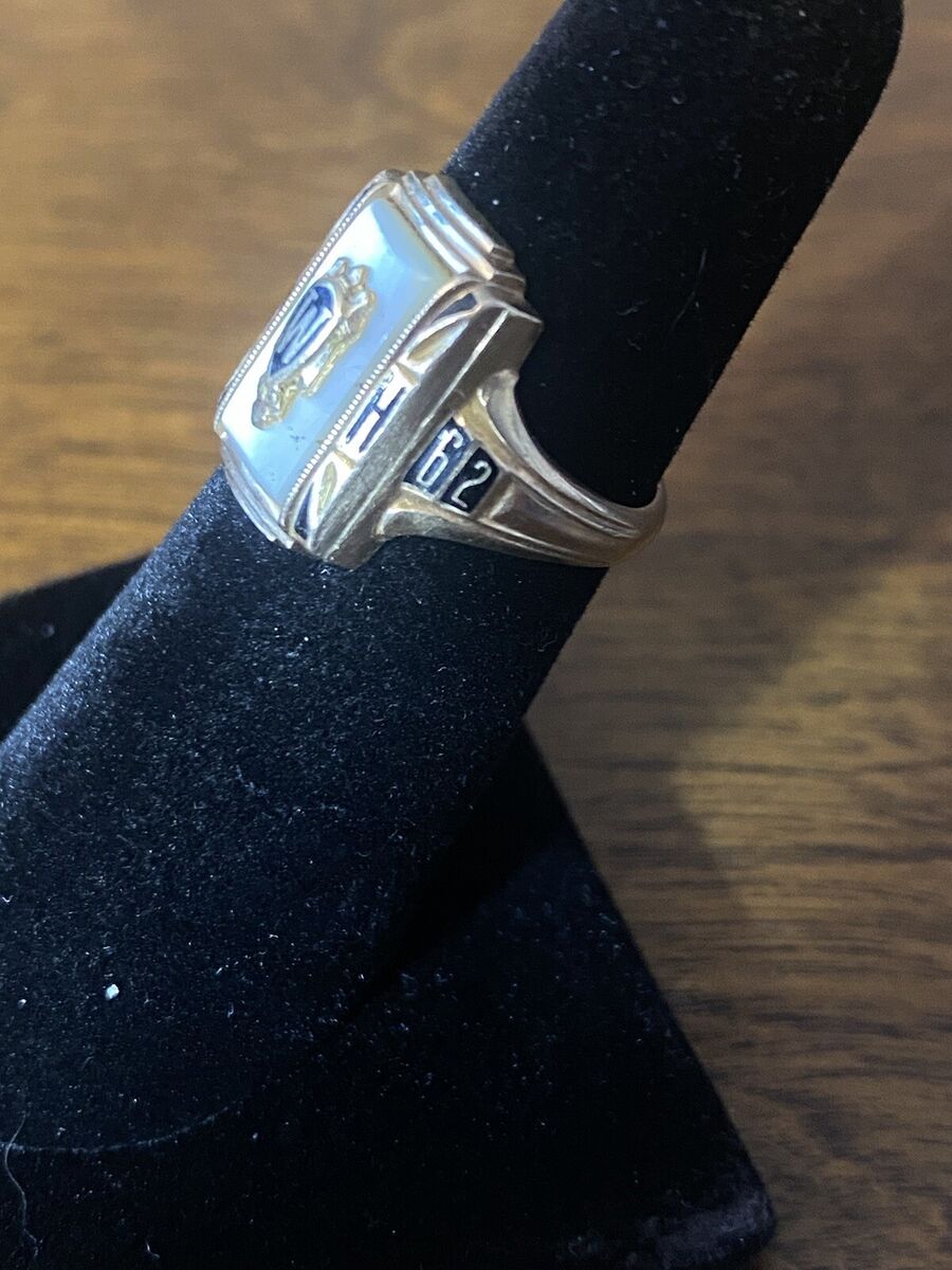 Vintage Terryberry 10k 1962 Class ring sz 4.5 | eBay Vintage Terryberry 10k 1962 Class ring sz 4.5 | eBay