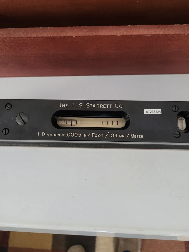 Starrett No. Nivel de configuración de máquina Master Precision 199-15" con estuche de madera Foto 3 de 4