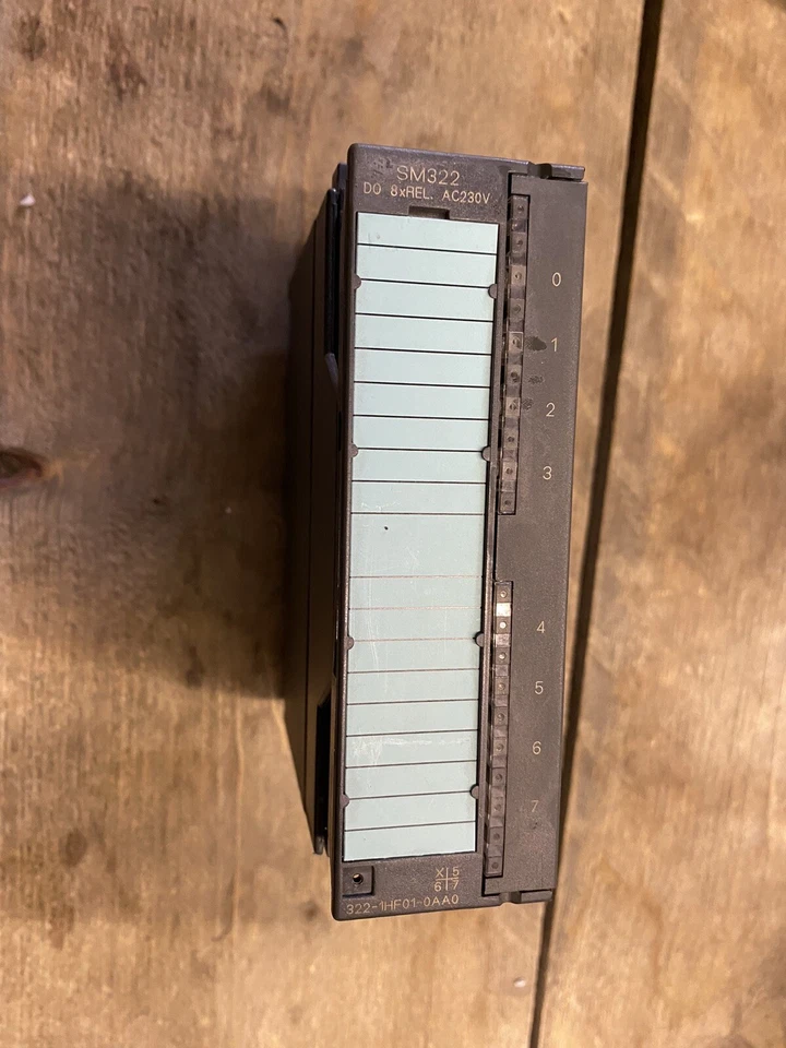 6ES7322-1FF01-0AA0 Siemens Simatic S7 PLC - S7-300 Salida Digital SM 3 - Imagen 3 de 3