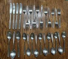 EKCO ETERNA STAINLESS JAPAN FLATWARE COUNTRY GARDEN SET of 29 SILVERWARE