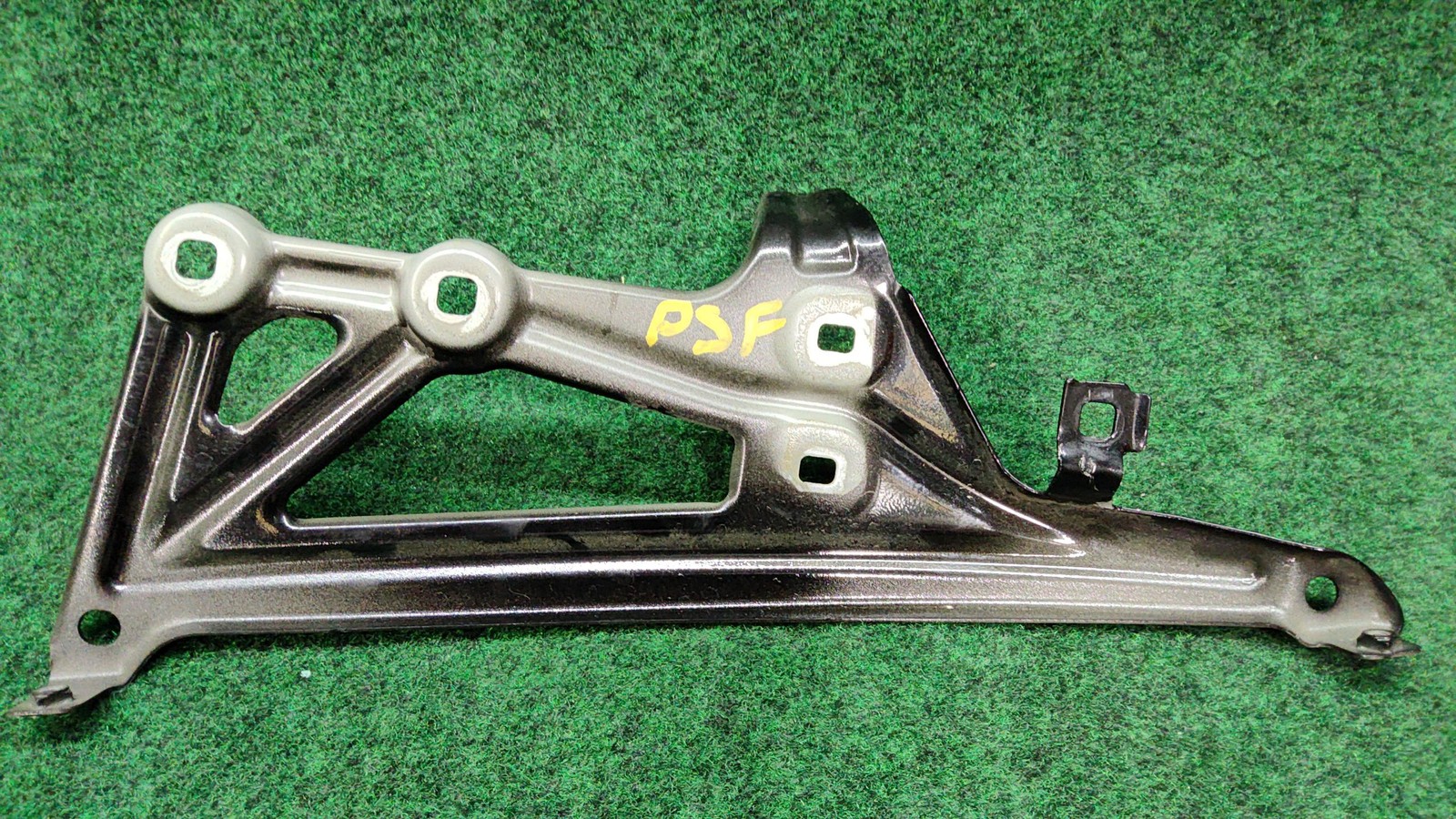 2016-2022 Bmw X1 Front Fender Support Bracket right Oem 41007427130