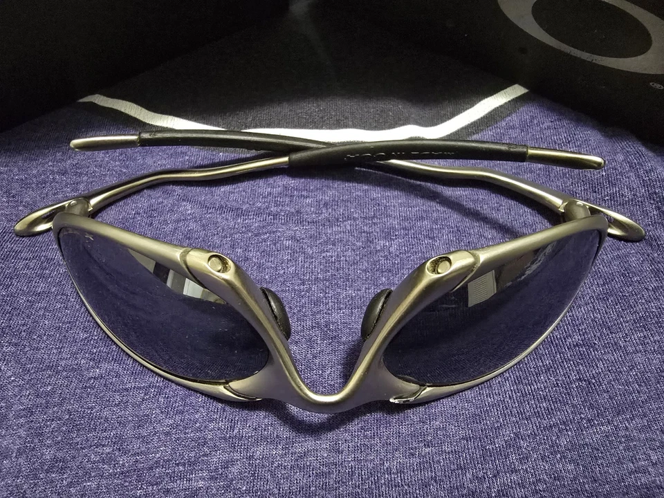 Oakley Romeo 1 X-Metal Serializado Titanio R1 Foto 2 de 4