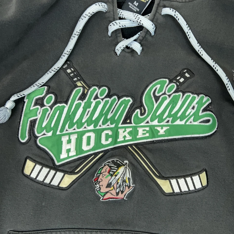 Sudadera con Capucha North Dakota Fighting Sioux Para Hombres Mediana NCAA Hockey Con Cordones Foto 2 de 4
