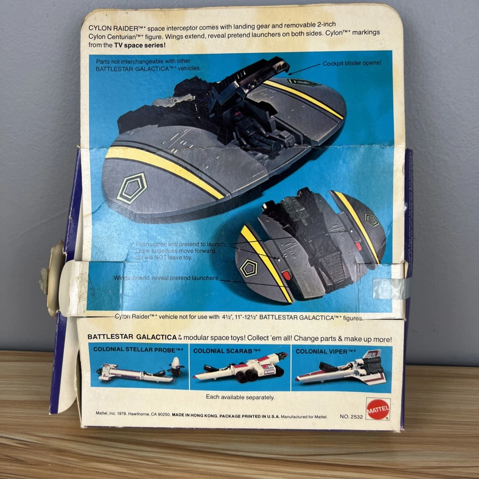 1978 MATTEL BATTLESTAR GALACTICA CYLON RAIDER BOX CONTENTS STILL SEALED - Image 2 of 4