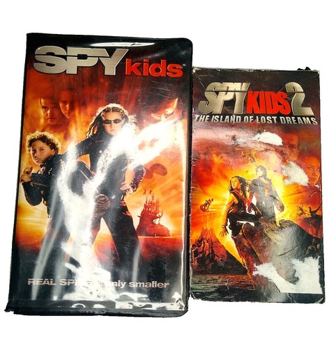Spy Kids 2: The  of Lost Dreams [VHS](中古品) Spy Kids 2: The Island of Lost Dreams (VHS 2003, Slip Case