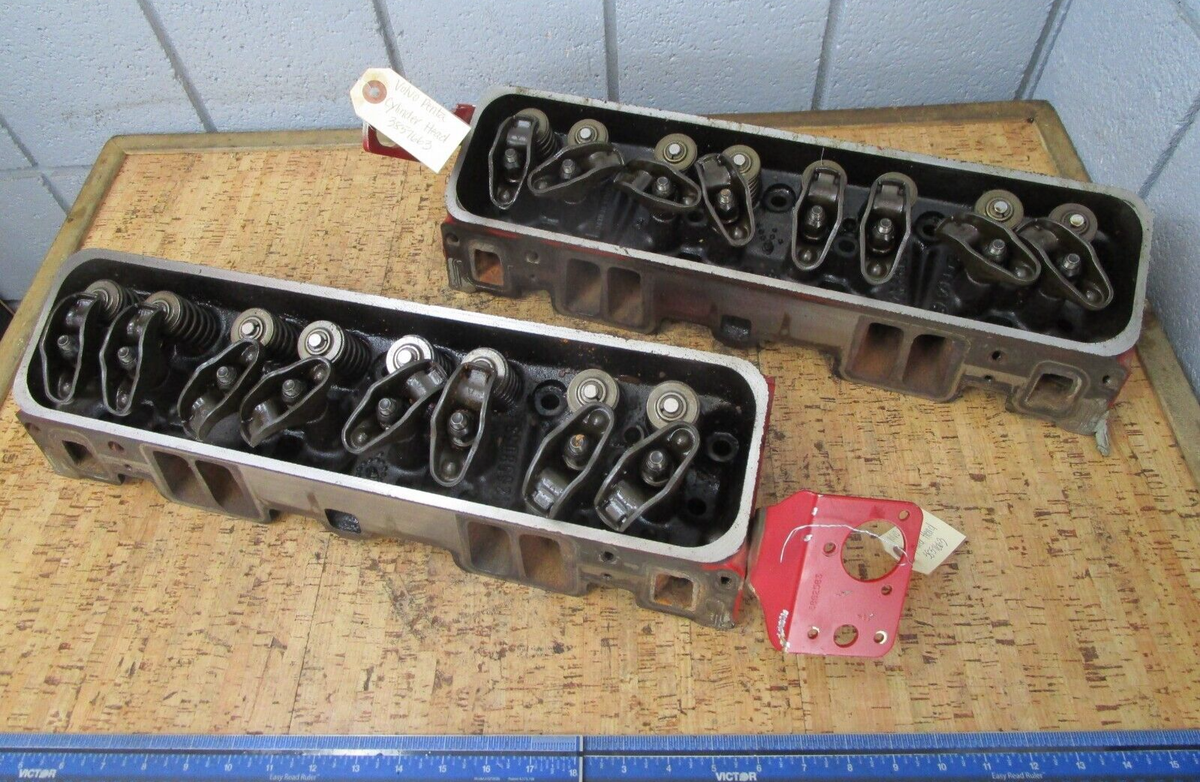 Pair 2008 Volvo Penta 5.0 GL V8 Marine Cylinder Head GM for