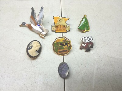 7 Assorted Enamel Hat Vest Jacket Pins Bucky Badger Duck White Bear Xmas Tree