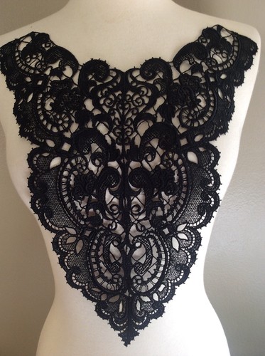 2 PCS LOVELY BLACK VICTORIAN SCROLL RAYON VENISE BODICE APPLIQUE - Picture 4 of 4