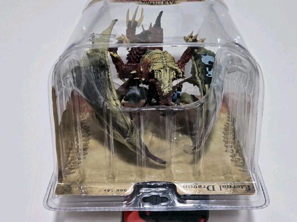 McFarlane's Fantasy Series 1 Eternal Dragon (WindGard) Legend Blade Hunters NUEVO Foto 4 de 4