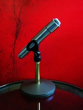 Vintage 1960s Electro Voice 676 dynamic cardioid microphone w accessories PROP 2