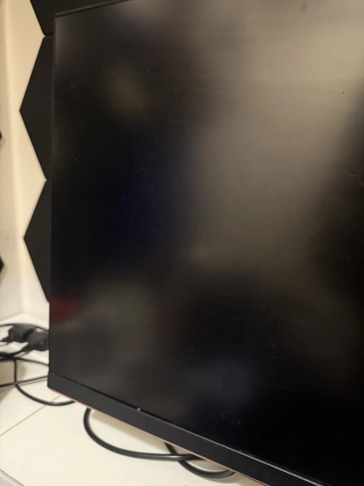 AOC Gaming Q27G2E 27” QHD 155Hz Monitor – Excellent Condition - Image 4 of 4