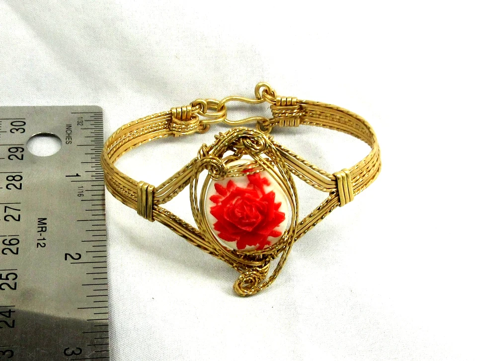 Pulsera camafeo rosa roja, alambre relleno de oro de 14K envuelto, tamaño 7 1/2 #B1 Foto 2 de 4