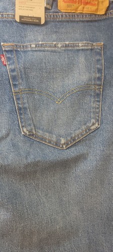 Levi's 501 Button Fly Distressed Ripped Denim Jean Shorts Size 42 MSRP $49.50 - Picture 11 of 12