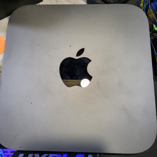 Apple Mac Mini 2018 A1993 (Space Gray) PARTS OR REPAIR - Afbeelding 4 van 4