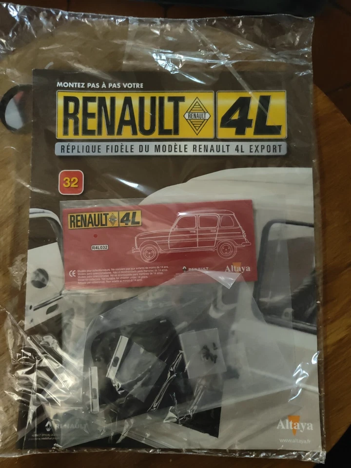 Renault 4L Export 1/8 N°32 - Photo 1/1