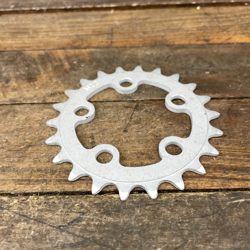 Plato vintage Shimano IG M-22 22 dientes 22t 58 BCD aleación de plata 5 brazos Foto 3 de 4