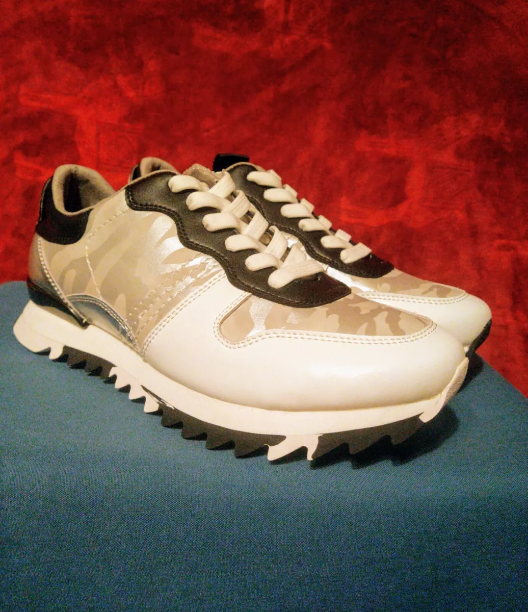 Karl lagerfeld hotsell camo sneakers