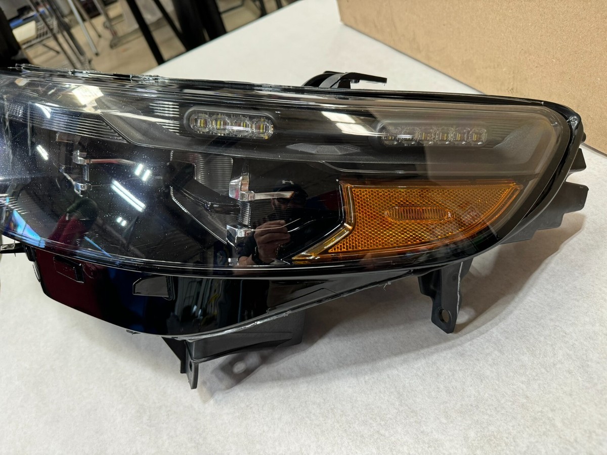 Genuine Ford Lamp Assembly MB5Z-13008-BA ***Used*** | eBay