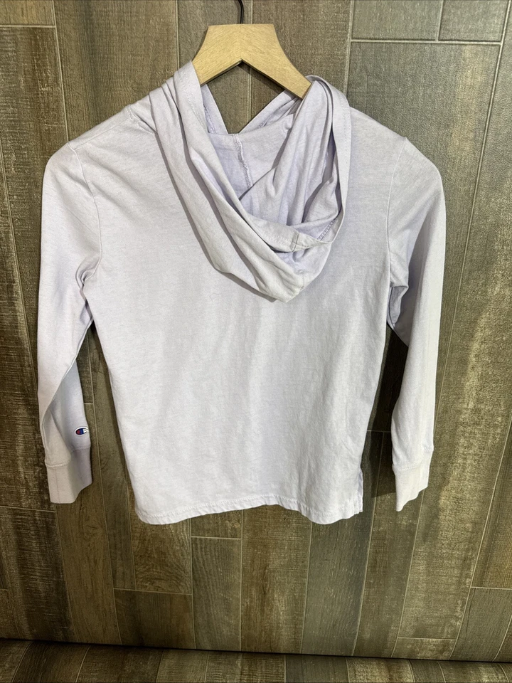 Camisa con Capucha Ligera Campeona Juvenil Niña Talla Mediana Púrpura Foto 2 de 4