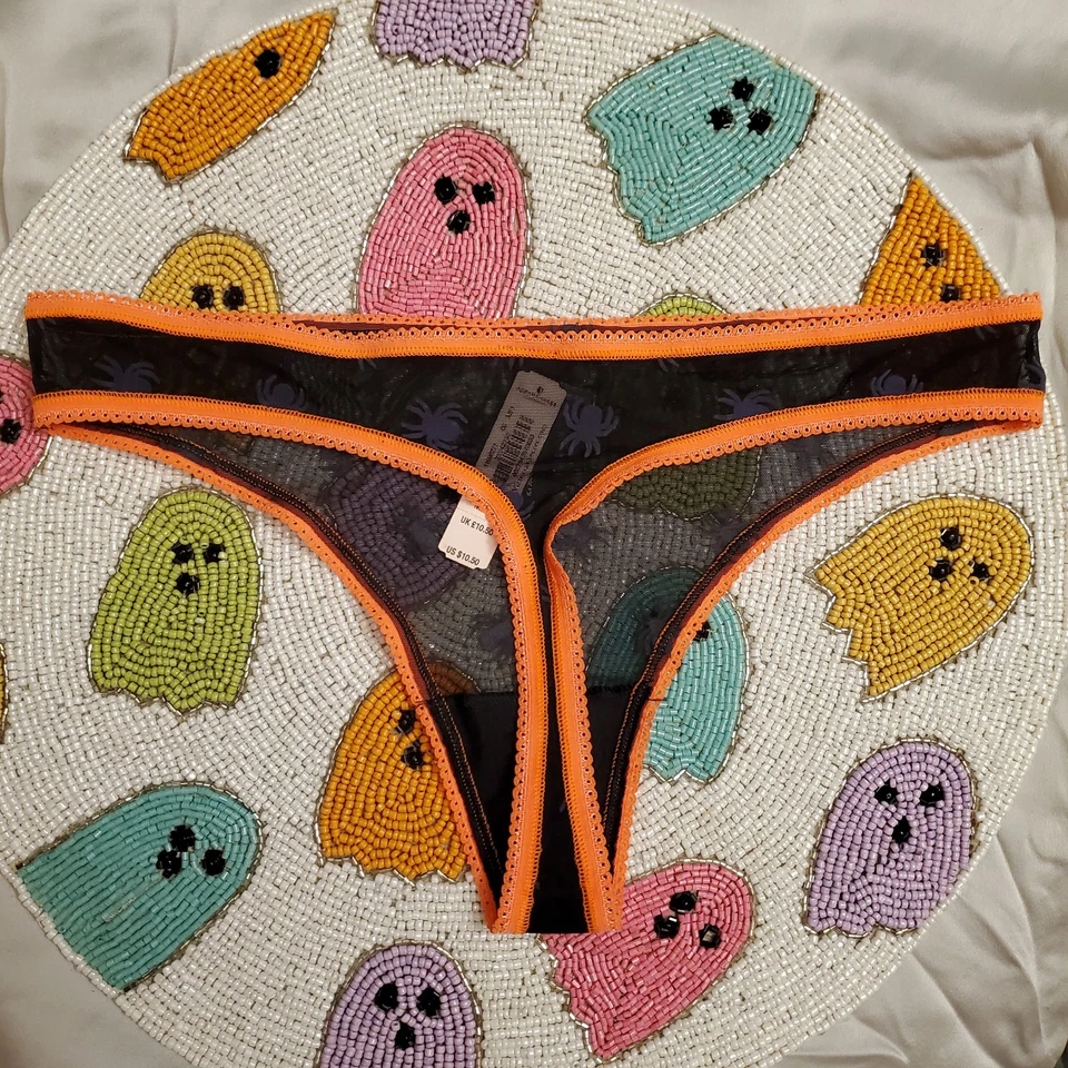 VICTORIA'S SECRET M Halloween Thong Panties Black Orange Mesh Gray Spiders NWT - Image 4 of 4