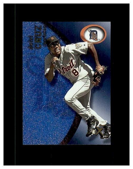 2001 Fleer Skybox E-X Essential Credentials Now #80 DEIVI CRUZ MINT #011/299