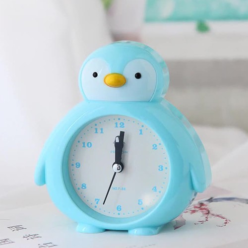 Cute Little Penguin Student Cartoon Alarm Clock Children's Bedroom Lazy Alarm - Picture 6 of 12