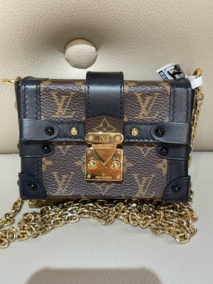 Louis Vuitton Trunk Mini Runway Monogram Hard Box Bag with Chain（10*7*3）cm