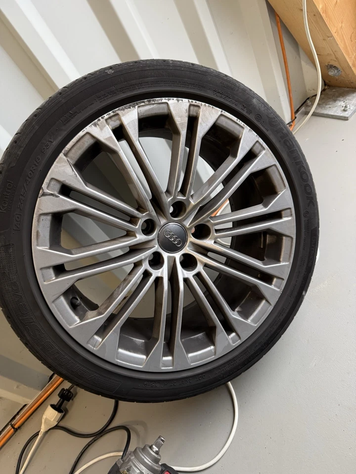18-Zoll-Felgen und -Reifen - Bild 4 von 4